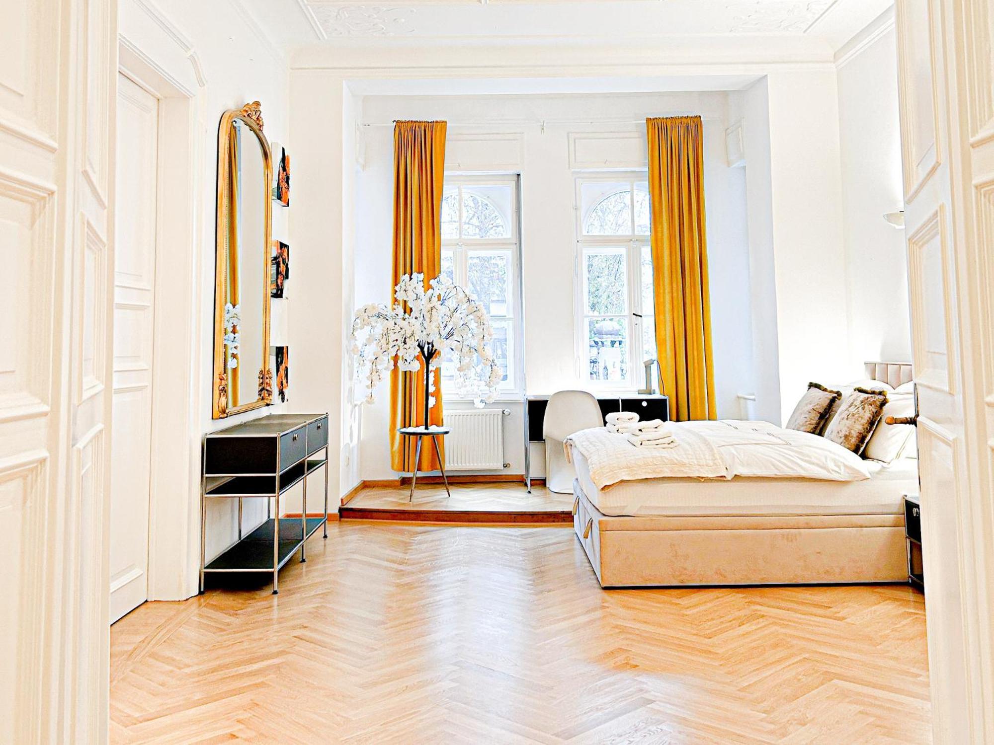 Thegallery *